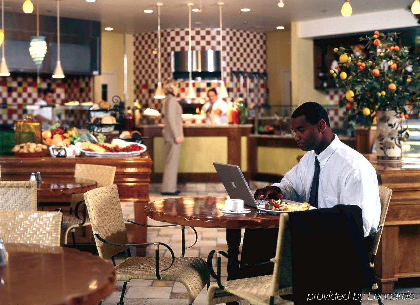 Embassy Suites Philadelphia - Center City Restaurang bild
